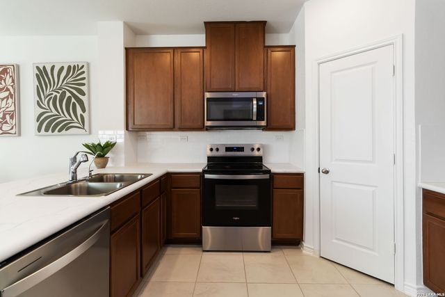 11538 Hocus Pocus, San Antonio, TX 78245