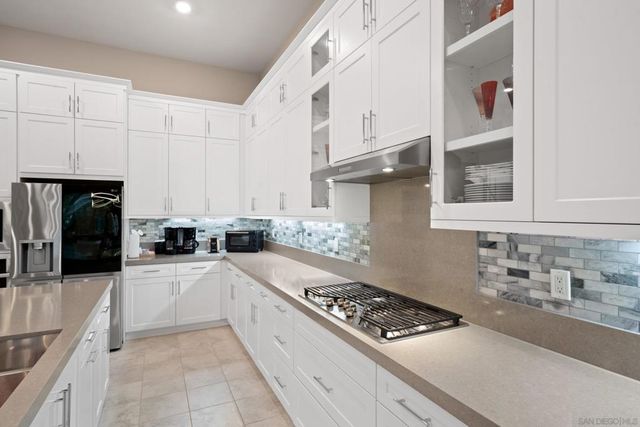 21992 Wilgen Rd, Escondido, CA 92029
