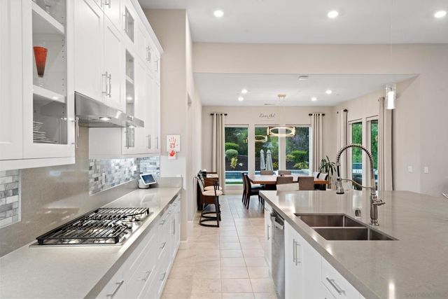 21992 Wilgen Rd, Escondido, CA 92029