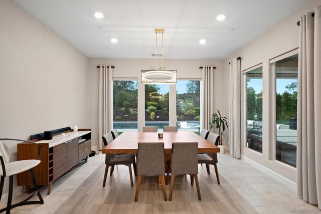 21992 Wilgen Rd, Escondido, CA 92029