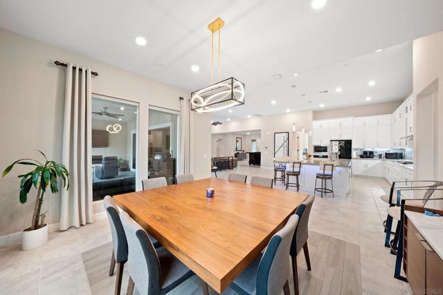 21992 Wilgen Rd, Escondido, CA 92029