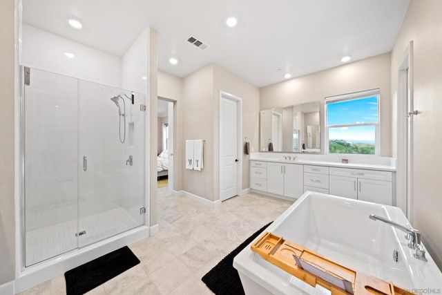 21992 Wilgen Rd, Escondido, CA 92029