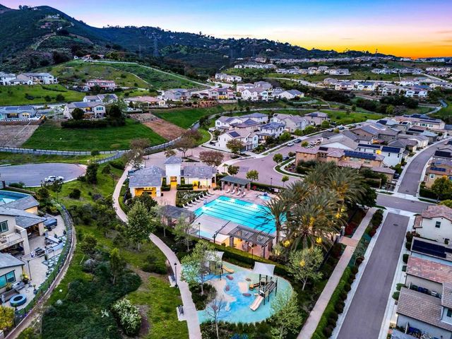 21992 Wilgen Rd, Escondido, CA 92029