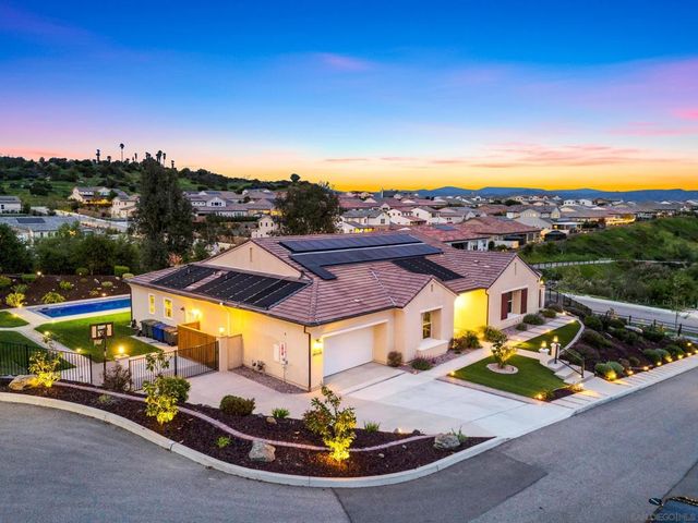 21992 Wilgen Rd, Escondido, CA 92029
