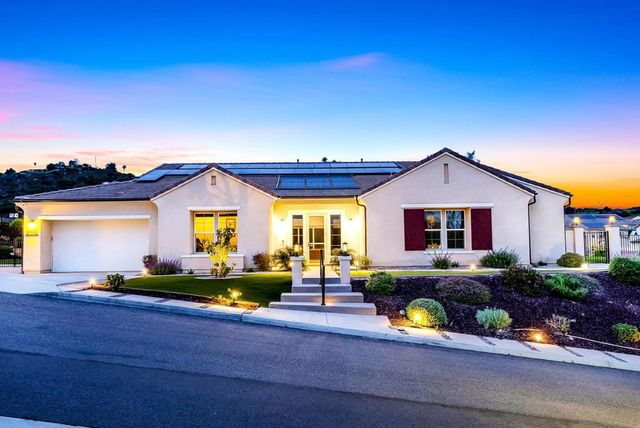 21992 Wilgen Rd, Escondido, CA 92029