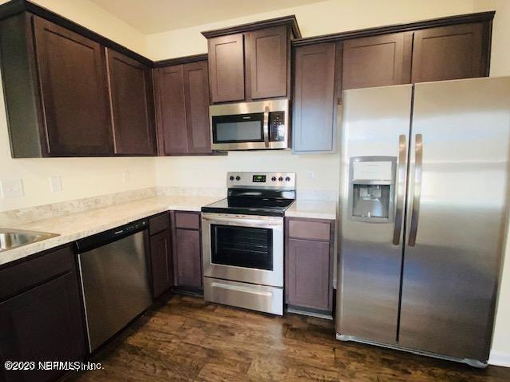 440 ARALIA Lane, Jacksonville, FL 32216