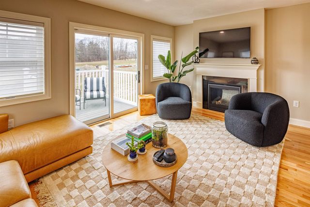 15 Lenox Drive A, Dover, NH 03820