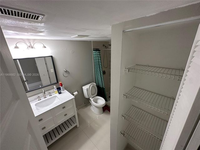 23442 Lyons Rd 404, Boca Raton, FL 33428