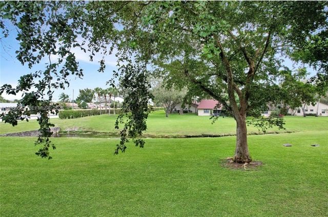 23442 Lyons Rd 404, Boca Raton, FL 33428