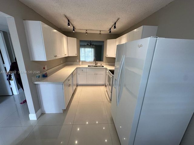 23442 Lyons Rd 404, Boca Raton, FL 33428