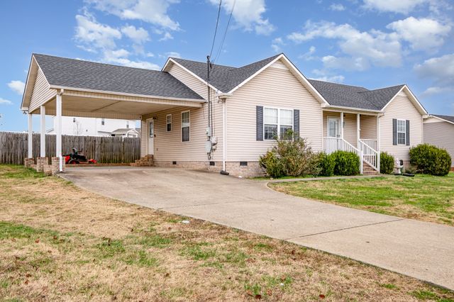 423 Brookside Dr, Mount Pleasant, TN 38474