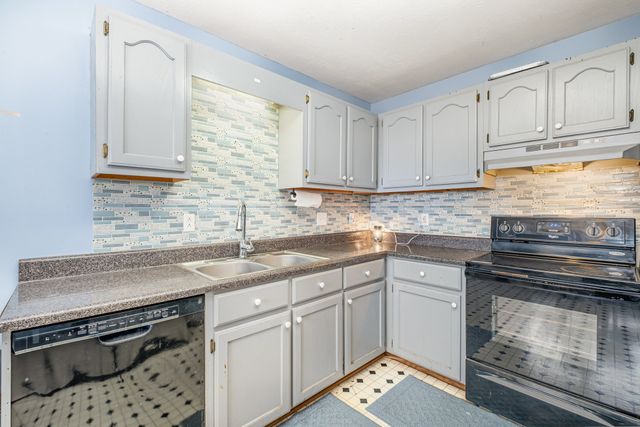 423 Brookside Dr, Mount Pleasant, TN 38474