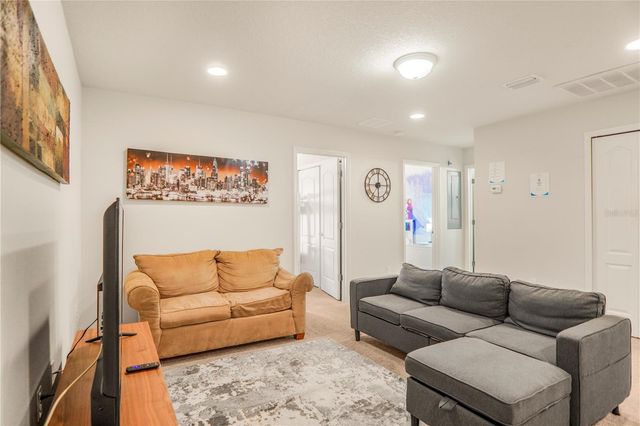 2022 MAJORCA DRIVE, Kissimmee, FL 34747