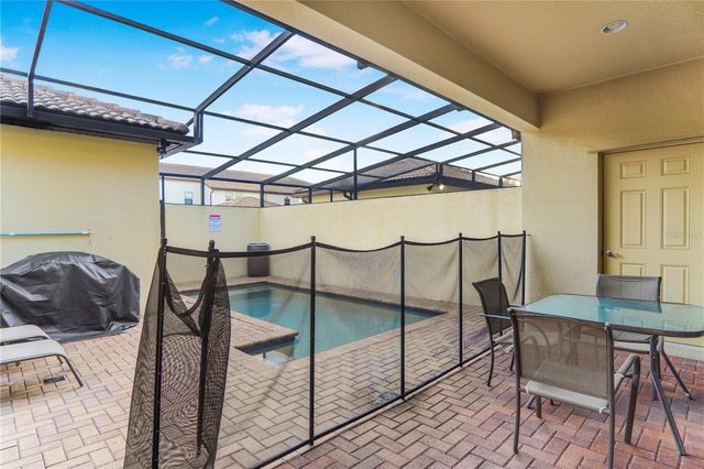 2022 MAJORCA DRIVE, Kissimmee, FL 34747