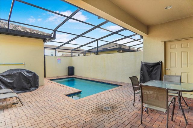 2022 MAJORCA DRIVE, Kissimmee, FL 34747