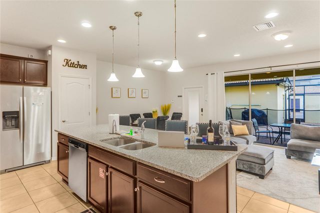 2022 MAJORCA DRIVE, Kissimmee, FL 34747