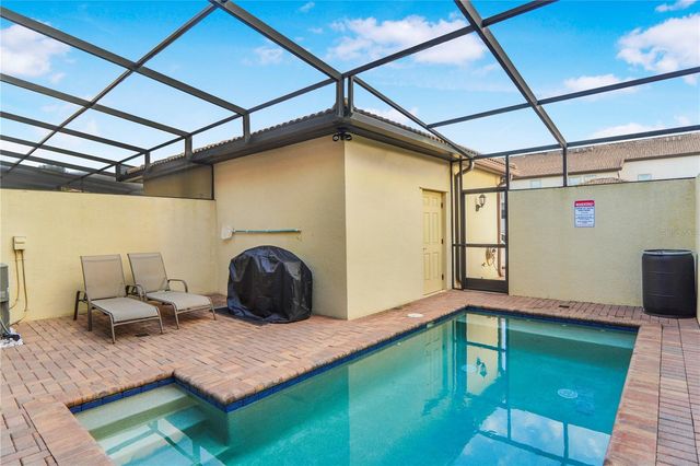 2022 MAJORCA DRIVE, Kissimmee, FL 34747