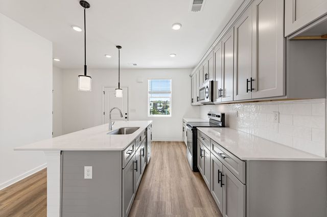 Unit 48 Grove Loop, Blue Ridge, GA 30513