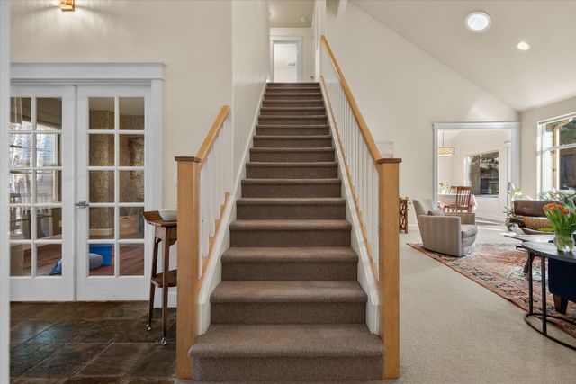 1066 NW Stannium Road, Bend, OR 97703