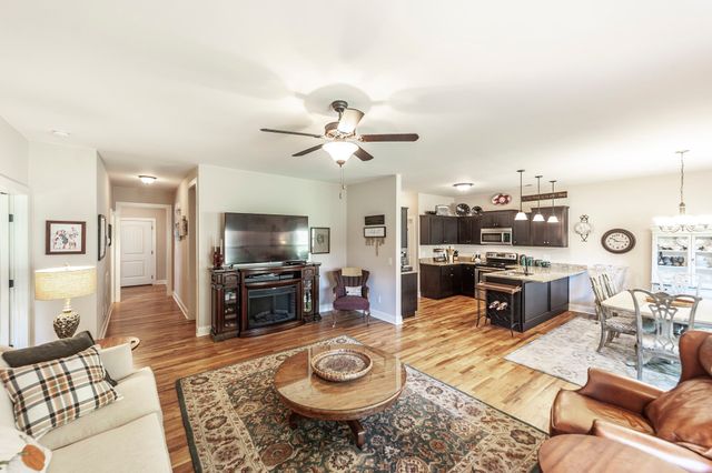 2020 Chadwell Overlook Dr, Madison, TN 37115