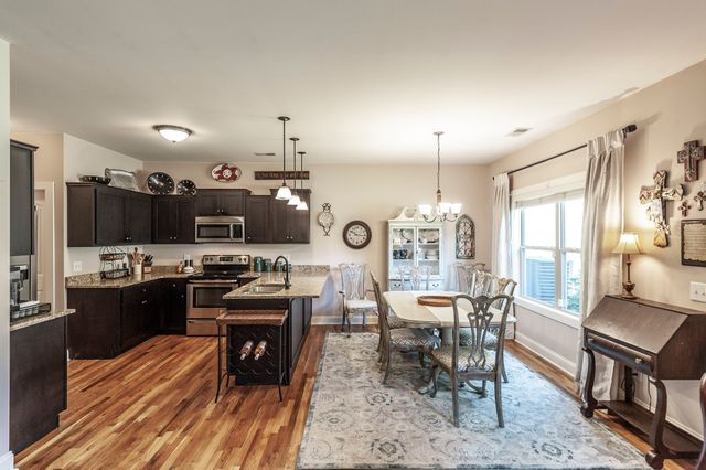 2020 Chadwell Overlook Dr, Madison, TN 37115