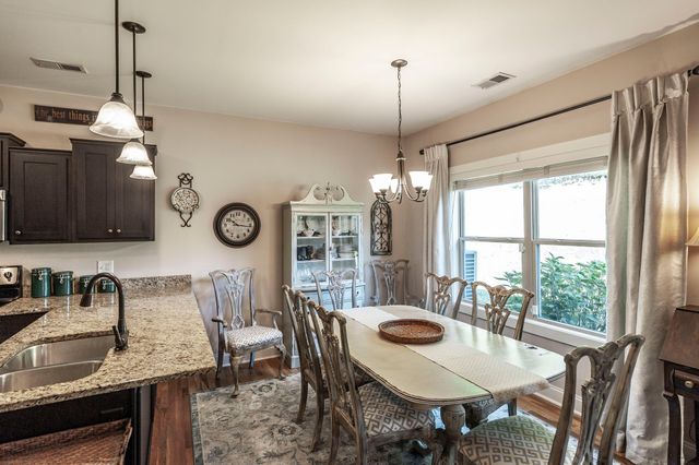 2020 Chadwell Overlook Dr, Madison, TN 37115