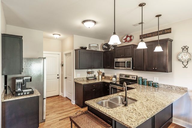 2020 Chadwell Overlook Dr, Madison, TN 37115