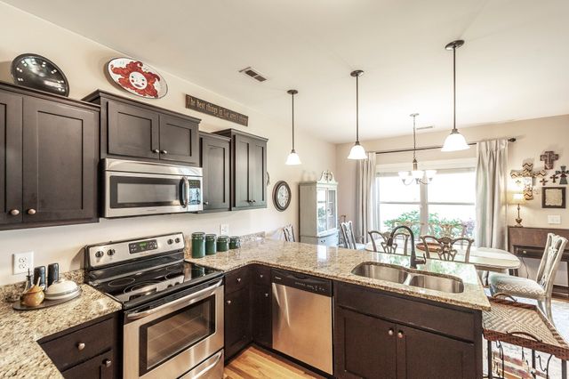 2020 Chadwell Overlook Dr, Madison, TN 37115