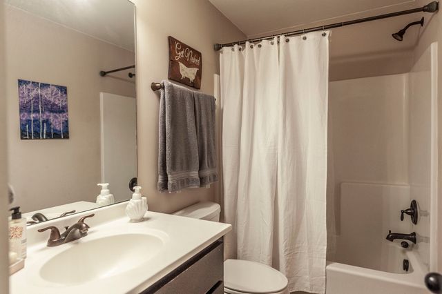 2020 Chadwell Overlook Dr, Madison, TN 37115