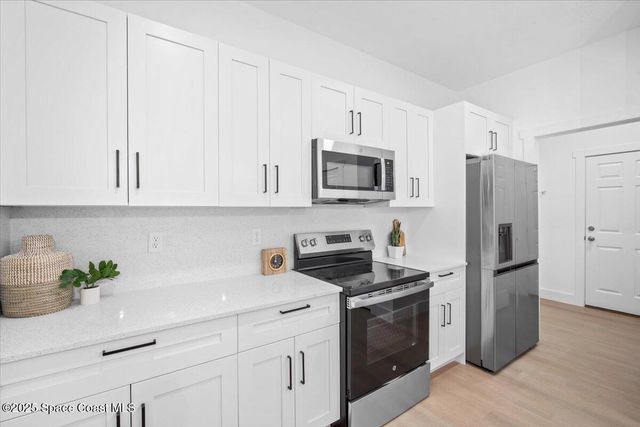 1751 Nandina Court NW, Palm Bay, FL 32907