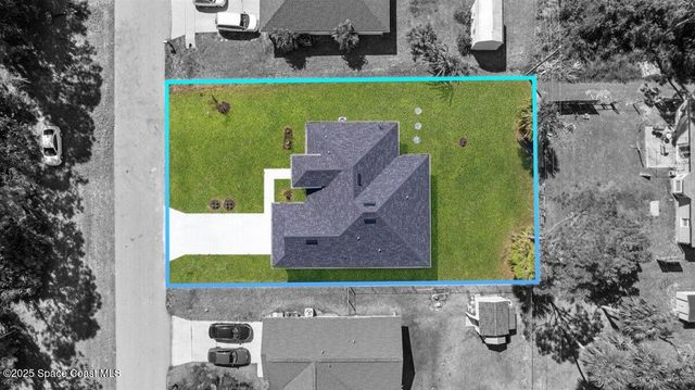 1751 Nandina Court NW, Palm Bay, FL 32907