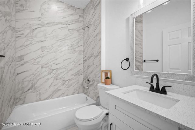 1751 Nandina Court NW, Palm Bay, FL 32907