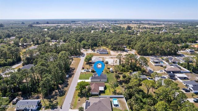 1751 Nandina Court NW, Palm Bay, FL 32907