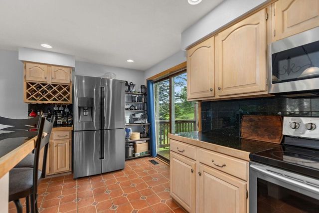 N2749 EVERGREEN LANE, Appleton, WI 54913