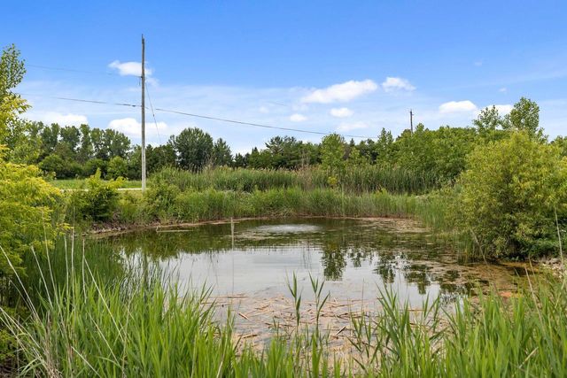 N2749 EVERGREEN LANE, Appleton, WI 54913