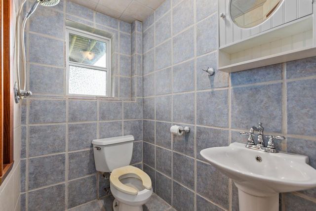 N2749 EVERGREEN LANE, Appleton, WI 54913