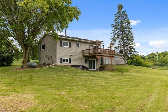 N2749 EVERGREEN LANE, Appleton, WI 54913
