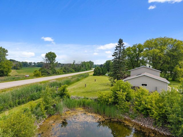 N2749 EVERGREEN LANE, Appleton, WI 54913