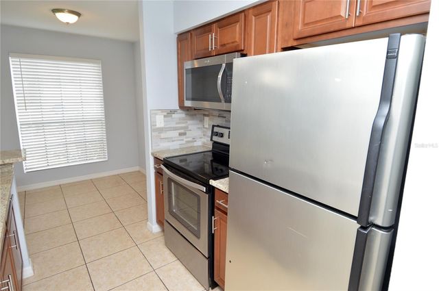 8617 FANCY FINCH DRIVE 101, Tampa, FL 33614