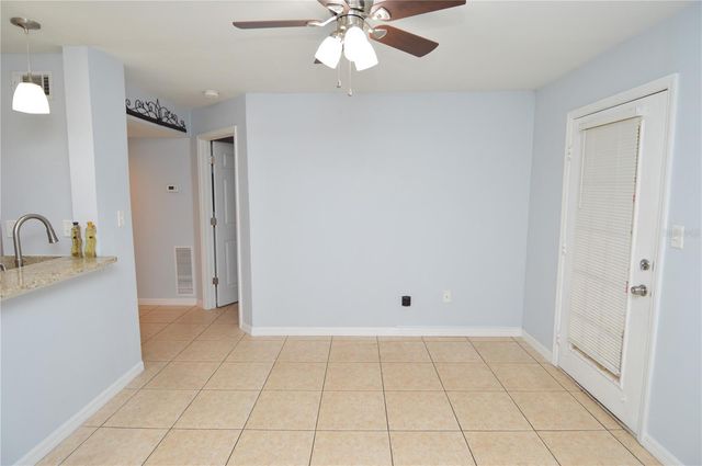 8617 FANCY FINCH DRIVE 101, Tampa, FL 33614
