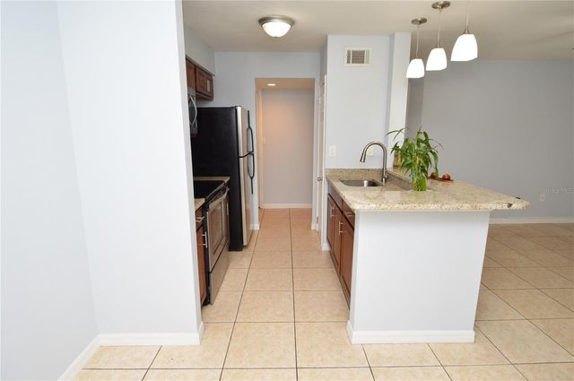 8617 FANCY FINCH DRIVE 101, Tampa, FL 33614