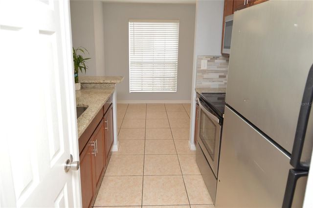 8617 FANCY FINCH DRIVE 101, Tampa, FL 33614
