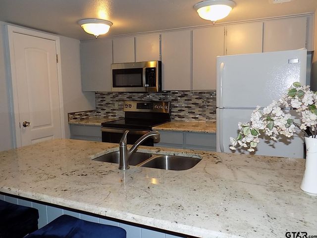 234 Holly Hill Circle 206B, Holly Lake Ranch, TX 75765