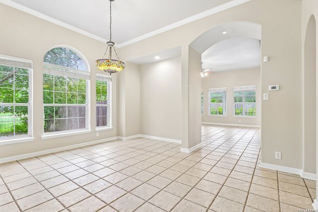 125 INDIGO BRUSH DR, Cibolo, TX 78108