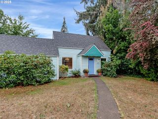 1110 Sw 2ND St, Mc Minnville, OR 97128