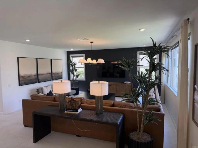 117 Takamasa Way, Oceanside, CA 92057