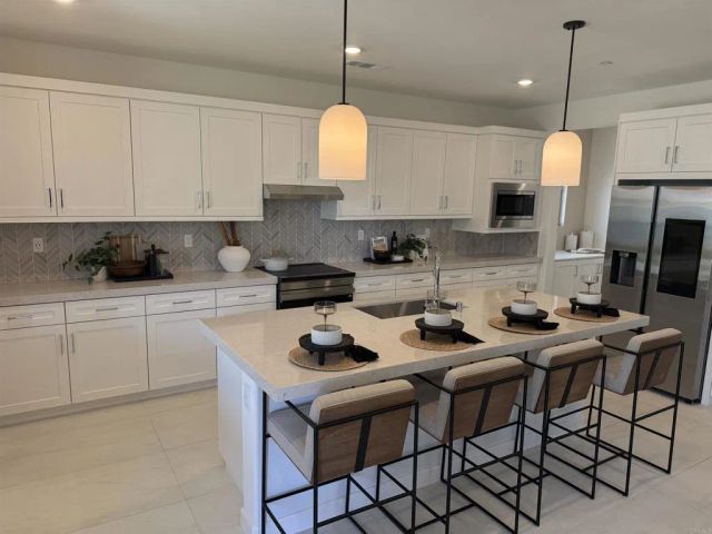 117 Takamasa Way, Oceanside, CA 92057
