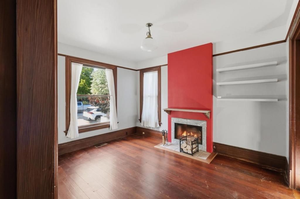 Image 18 of property listing at 225 Union Street, Santa Cruz, CA 95060