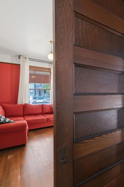 Image 20 of property listing at 225 Union Street, Santa Cruz, CA 95060