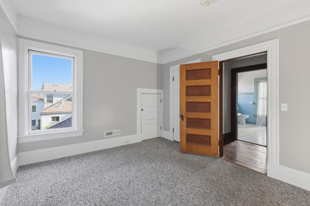 Image 32 of property listing at 225 Union Street, Santa Cruz, CA 95060